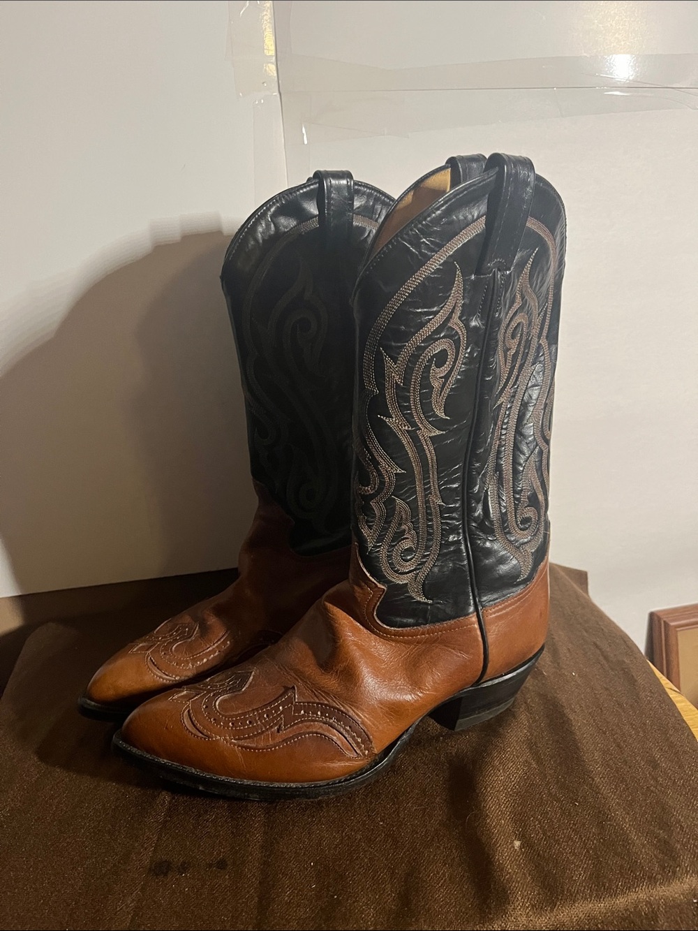 🌹Vintage leather wingtips cowboy boots 9.5 men’s stitched